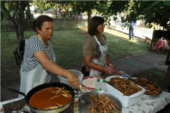 Przygotowywanie zupy rybnej